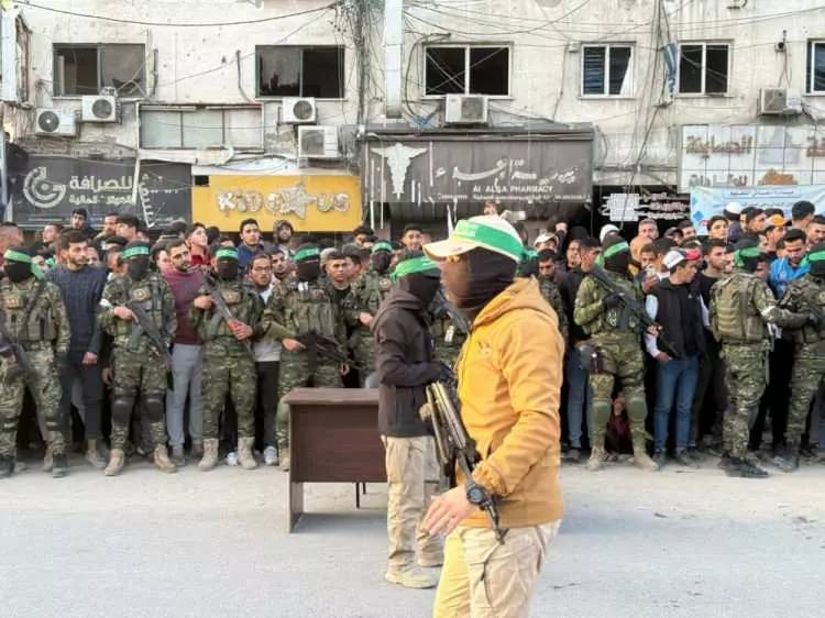 Hamas ve Siyonist teröristler arasında esir takası yapıldı 4