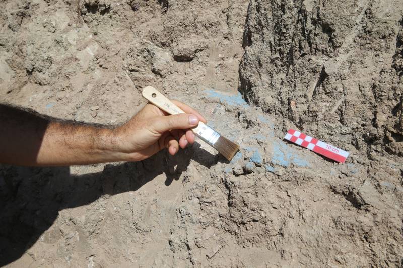 Van'daki Kevenli Kalesi kalıntısında çivi yazılı 76 pithos ortaya ç 11