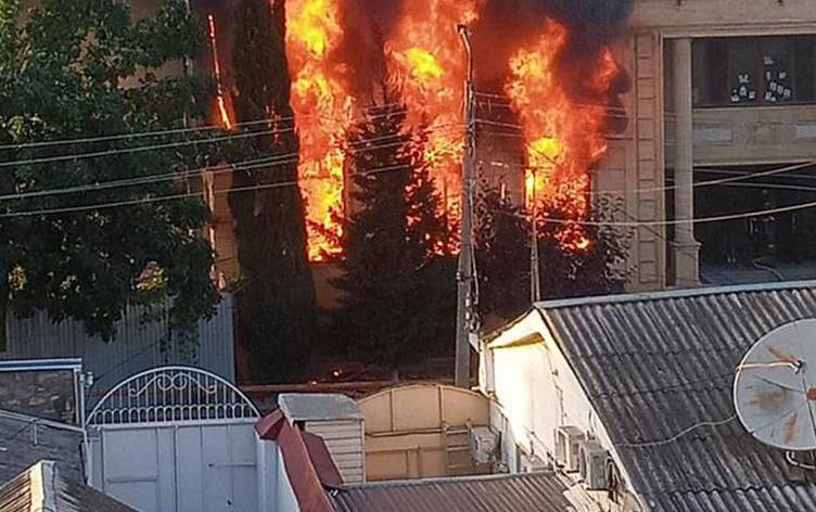 Rusya'da sinagog, kilise ve polis noktasına saldırı: Çok sayıda polis öldü