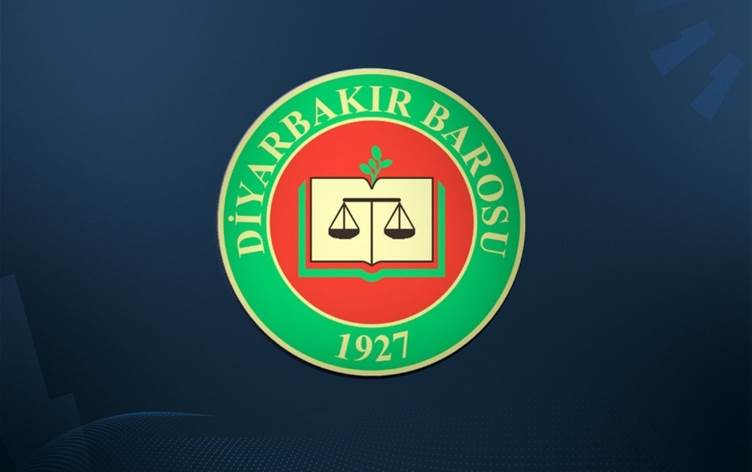 Diyarbakır Barosu’ndan Kürtçe uyarı yazılarının silinmesi hakkında suç duyurusu