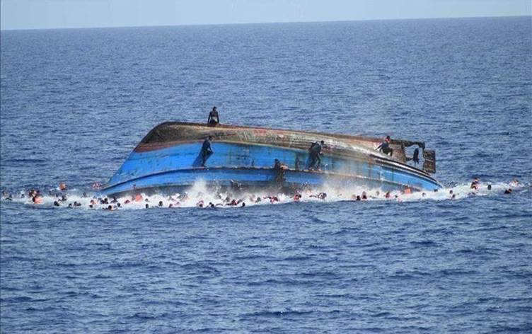 Mültecileri taşıyan tekne battı: Çocuklar dahil 12 ölü