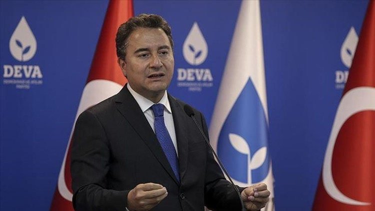 Babacan: Gelecek Partisi'yle birleşme için görüşme trafiğimiz var