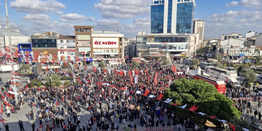 Esenyurt'ta kayyum protesto ediliyor