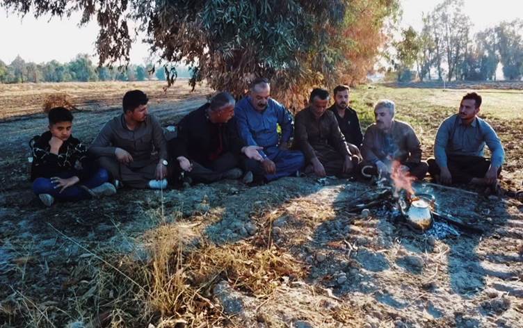 Artêşa Îraqê nahêle cotkarên Kurd zeviyên xwe biçînin