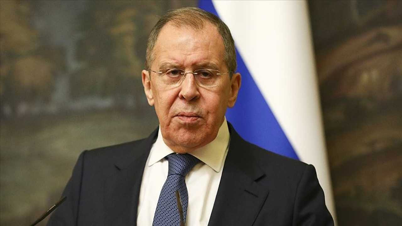 Sergey Lavrov: Ukrayna'nın NATO'ya katılımına izin vermeyeceğiz