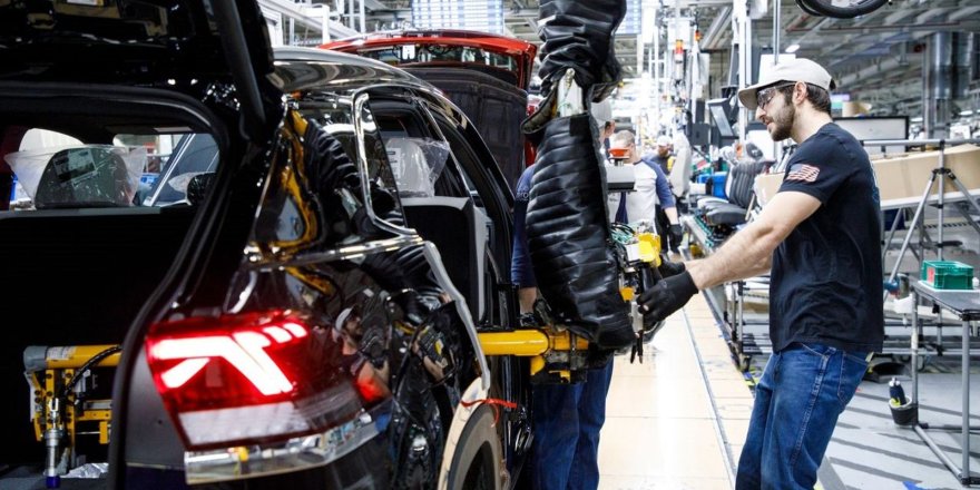 Volkswagen fabrika kapatmayacak, binlerce kişiyi işten çıkaracak