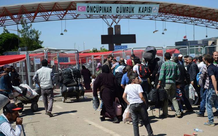 Bakan Yerlikaya son 15 günde Suriye'ye dönenlerin sayısını açıkladı