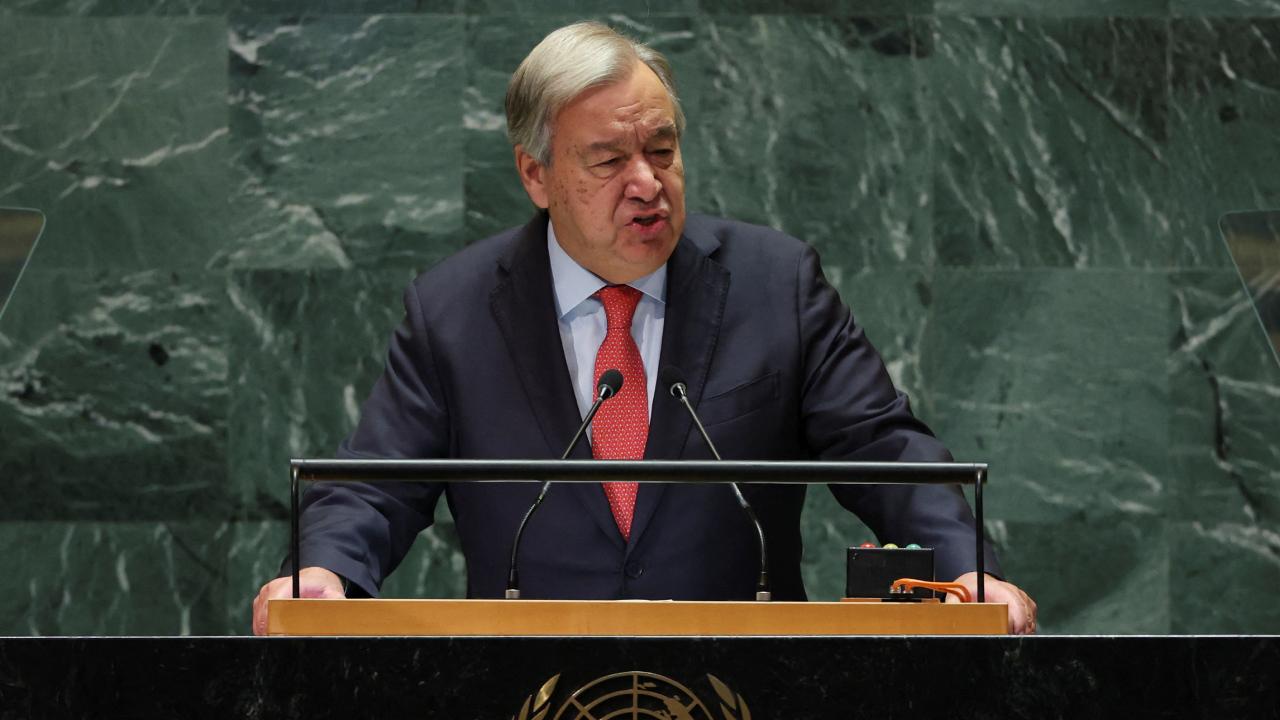 Guterres: Gazze'den 2 bin 500 çocuğun acilen tahliye edilmesi gerekiyor