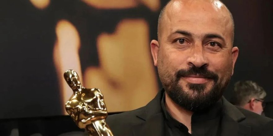 Oscar ödüllü yönetmene Batı Şeria’da siyonist teröristler saldırdı