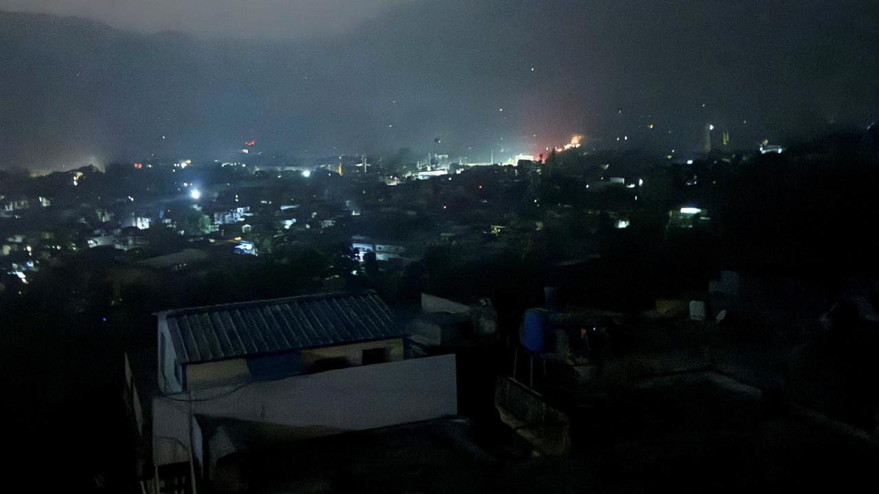 Hindistan Pakistan'a füze saldırısı düzenledi