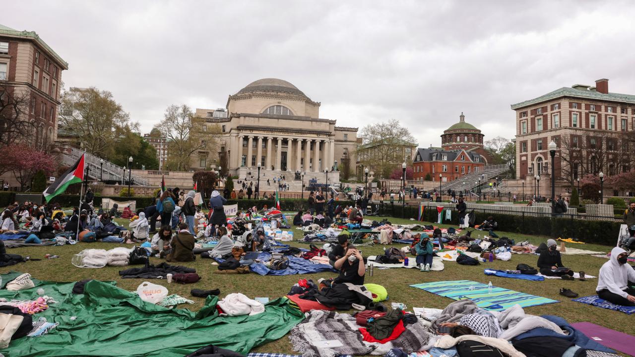 Filistin'e desteği nedeniyle fonları kesilen Columbia Üniversitesi 180 kişiyi işten çıkardı
