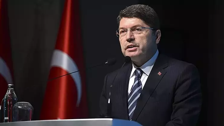 "Ülkemiz yüksek standartlı demokrasi yürüyüşünü sürdürecek"