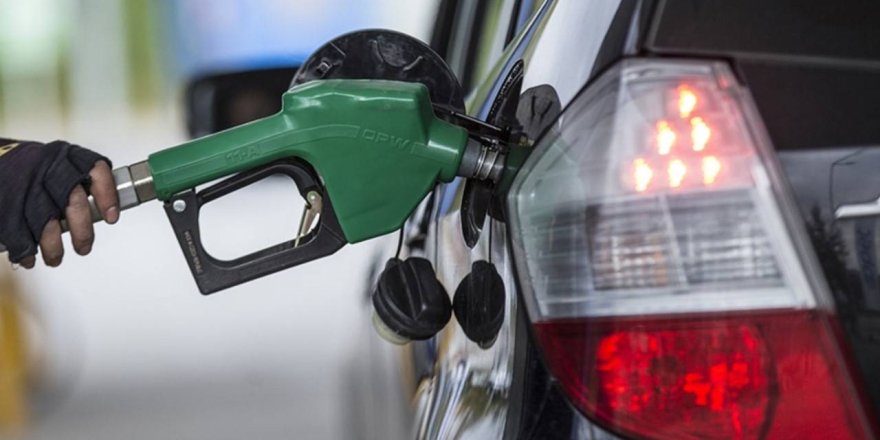 Benzine zam geldi