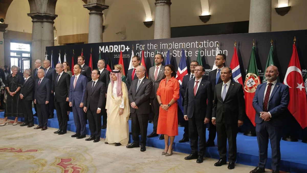 Madrid’de 20 ülkeden, Filistin'de iki devletli çözüm talebi