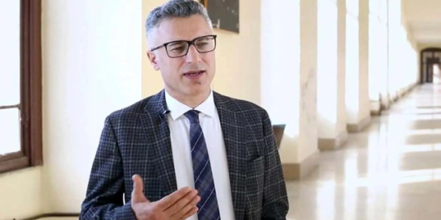 "Askerî vesayetin kaldırılmasından sonra Türkiye’nin anayasal düzeninde denge denetim olamadı"