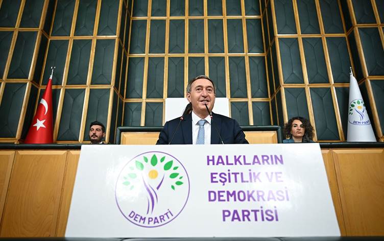 Bakırhan: Güven verici adımların da atılması gerekiyor