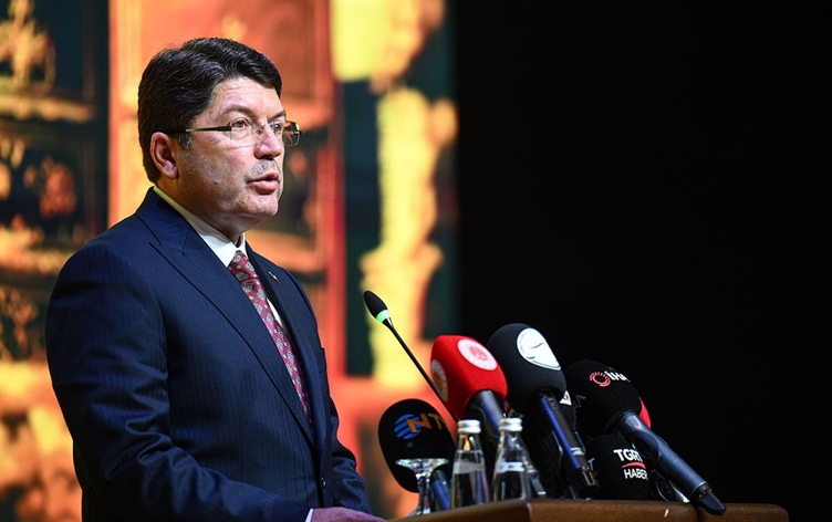 Adalet Bakanlığı 20 bin personel alacak: Detayları Bakan Tunç açıkladı