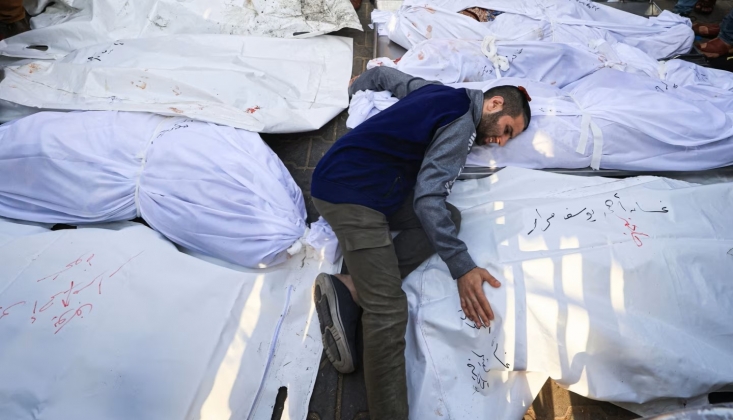 Katil İsrail Soykırıma Devam Ediyor; Yine Çadırları Hedef Aldı