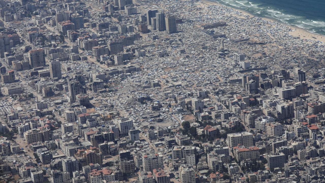 İşgal planını devreye sokan katil İsrail ordusu, Gazze'nin kuzeyine saldırılarını artırıyor