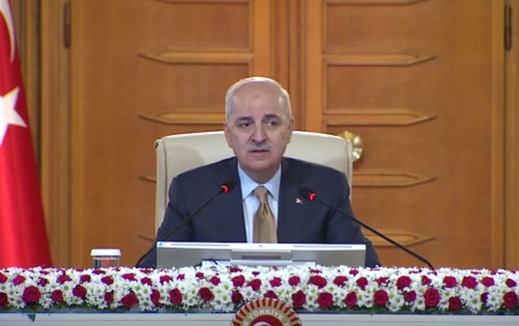 Kurtulmuş: Türkiye modelini gerçekleştirmek komisyonun başarısı olacak