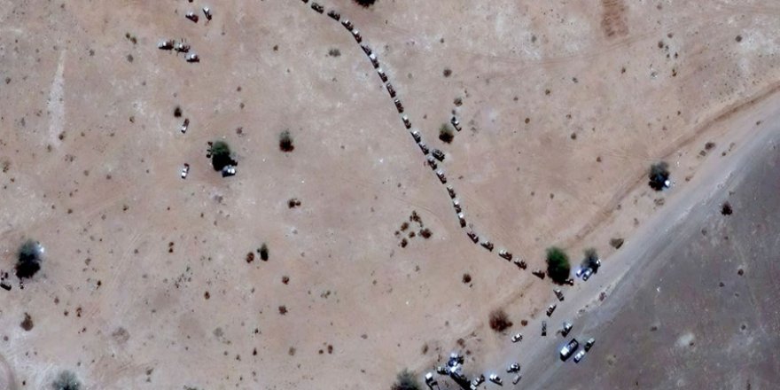 Sudan'da açlık çeken çocuklar hayvan yemi yiyor