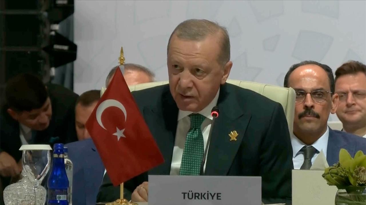 Cumhurbaşkanı Erdoğan:Karşımızda kandan beslenen bir terör zihniyeti var