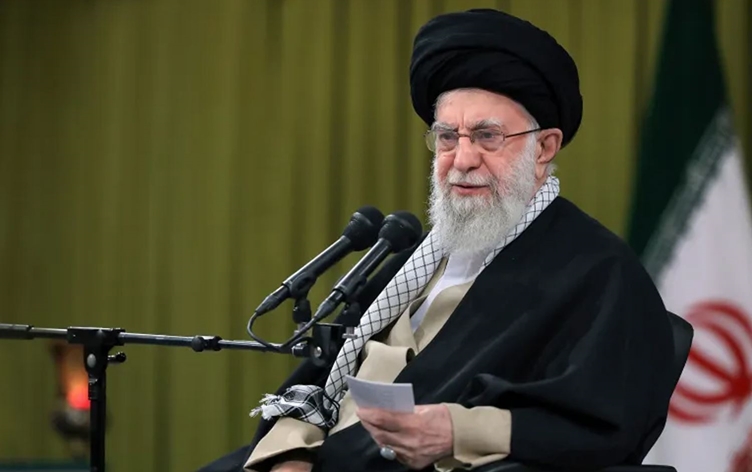 İran lideri Hamaney: ABD'yle müzakerenin bize hiçbir faydası yok