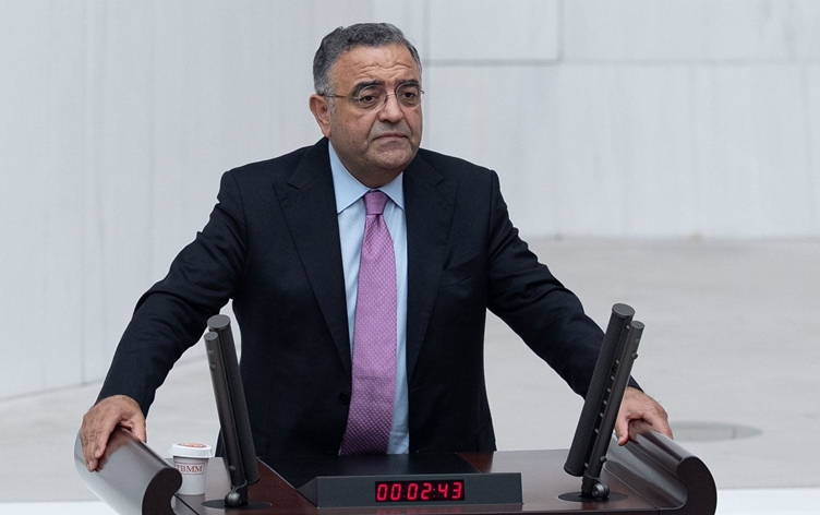 Sezgin Tanrıkulu: Demirtaş ve Yüksekdağ kumpasın rehineleridir