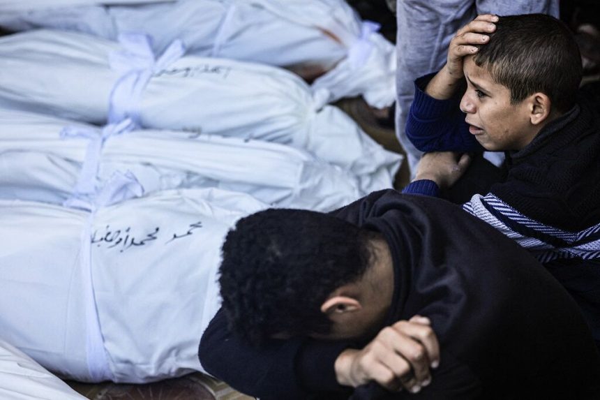 Katil İsrail’in Gazze’ye Saldırılarında Şehit Sayısı 69 Bine Yaklaştı