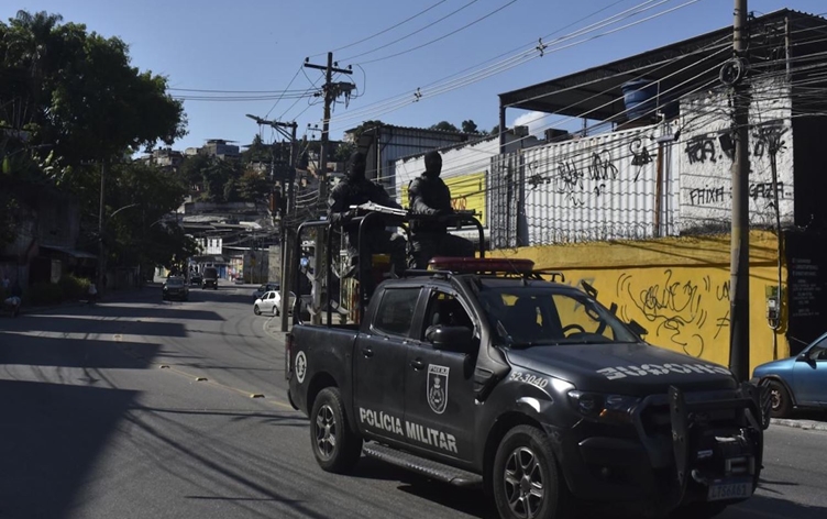 Brezilya'da 'suç çetelerine' operasyon: 64 ölü