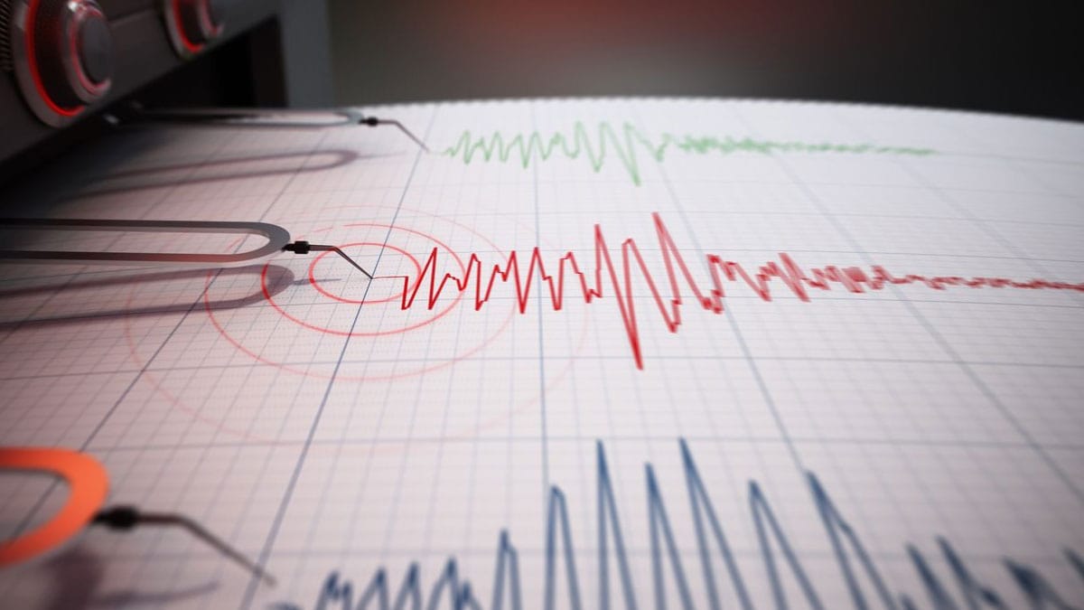 Afganistan'da 6,3 büyüklüğünde deprem