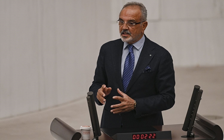 Sırrı Sakık: 33 yıl önce ağabeyim ensesinden vurularak öldürüldü