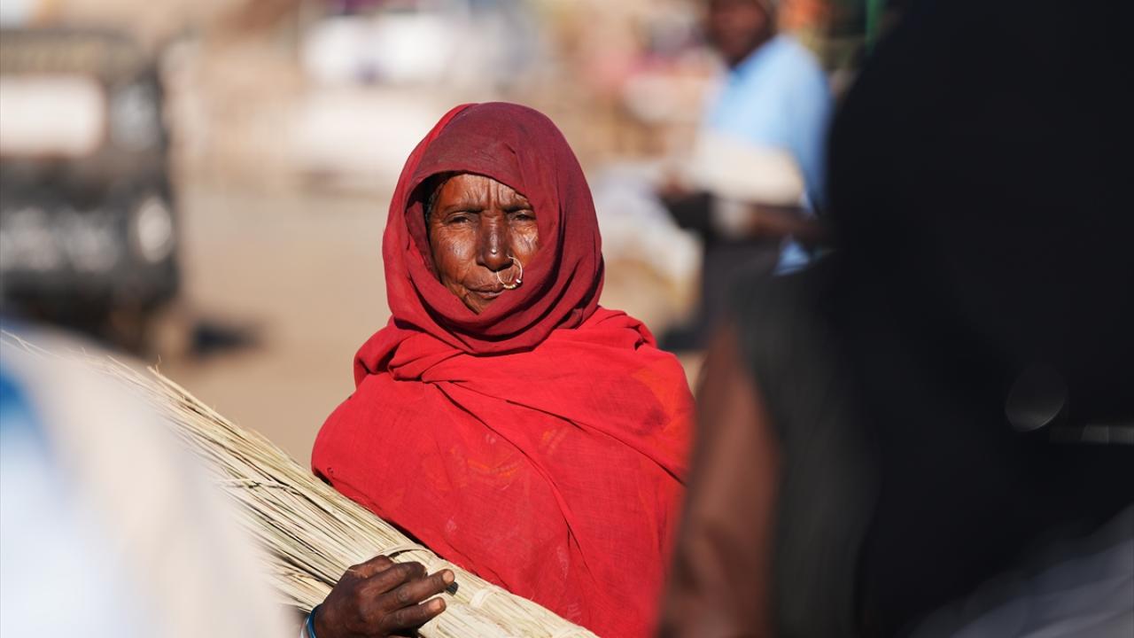DSÖ'den, çatışmaların devam ettiği Sudan'da "kan dökülmesine son verilmesi" çağrısı