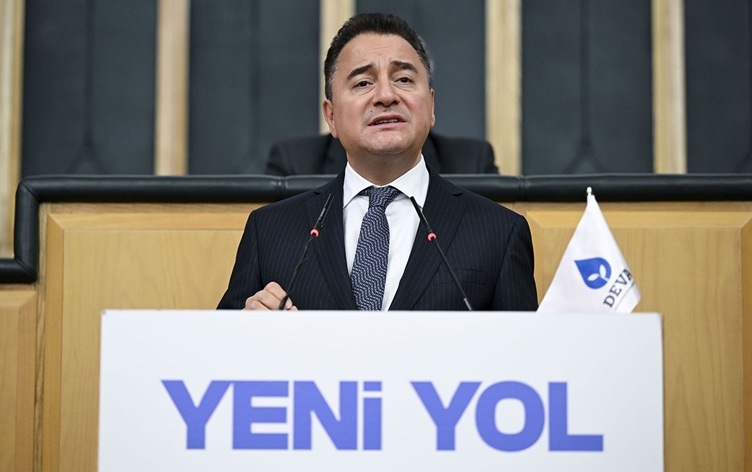 Babacan: Patriot konusunda ilk yanlışı NATO yaptı