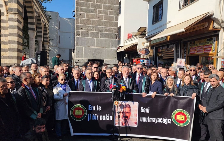 Katledilmesinin üzerinden 10 yıl geçti: Tahir Elçi vurulduğu yerde anıldı