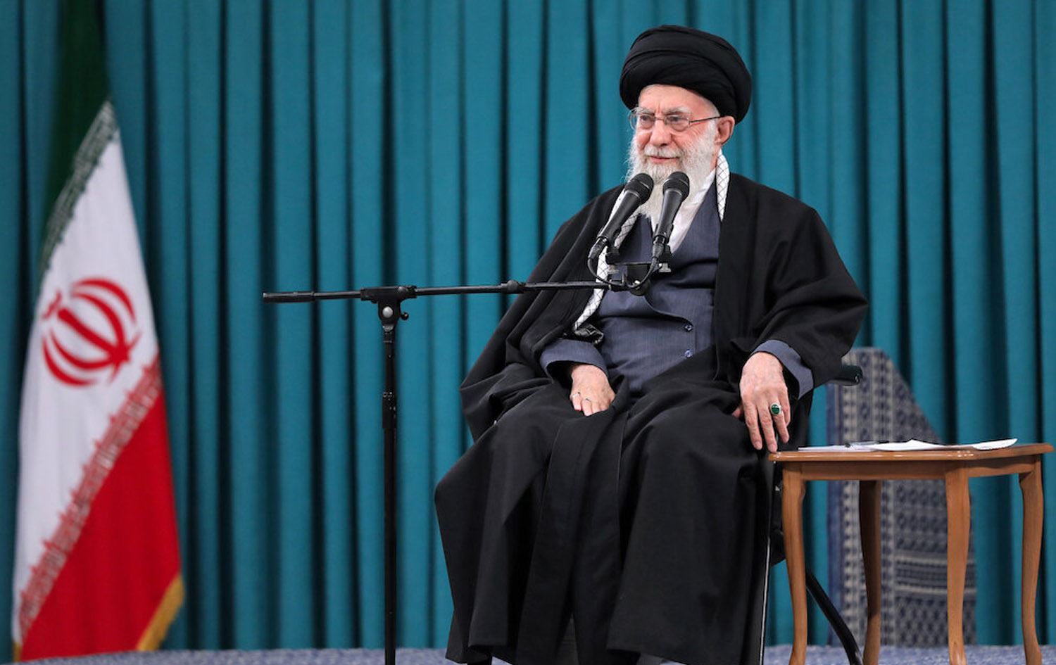 Hamaney: ABD ve İsrail hiçbir hedeflerine ulaşamadı