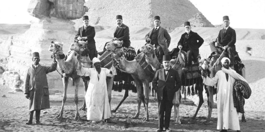 Mısır’a Sığınan Hüzün: Mehmet Âkif’in 11 Yıllık Gurbeti