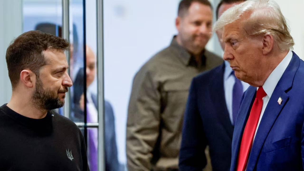 Zelenski: Barış planının referanduma götürülmesine ateşkes şartıyla hazırız