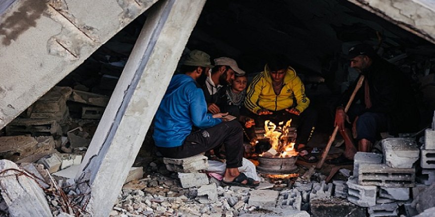 Gazze'de şiddetli soğuklardan bir bebek daha donarak öldü