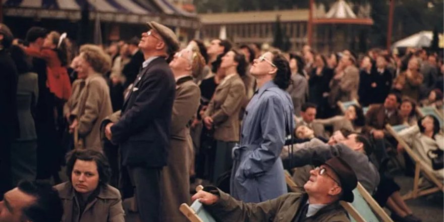 Dijital Devrim: Okuryazarlık-Sonrası Toplum ve Medeniyetin Sonu!