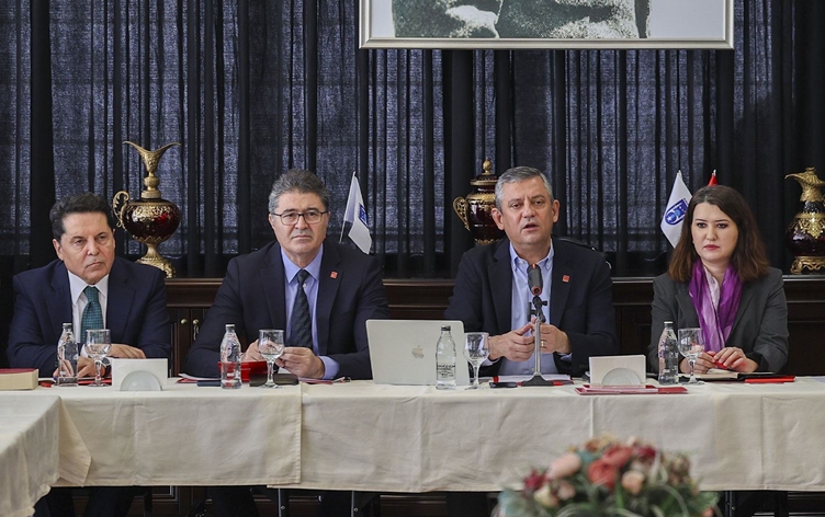 Özgür Özel: Kürt meselesinin çözülmesiyle ilgili adımları destekleyeceğiz