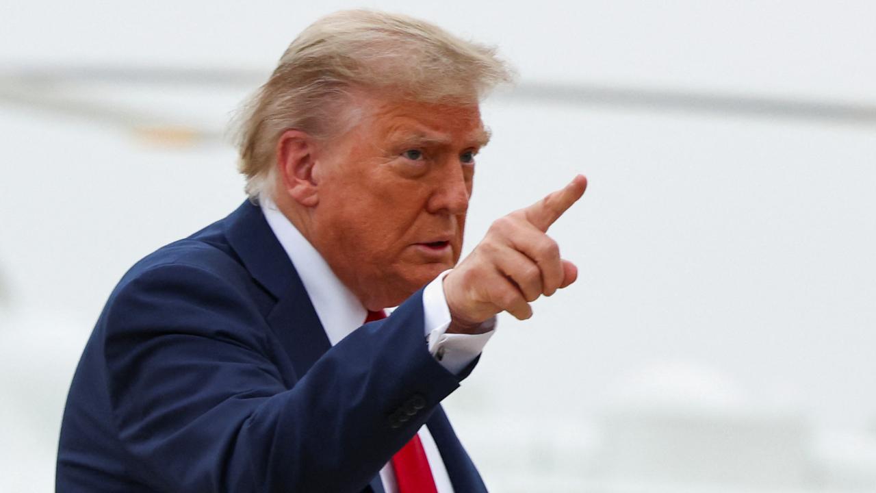 Trump: Devasa bir armada İran'a ilerliyor