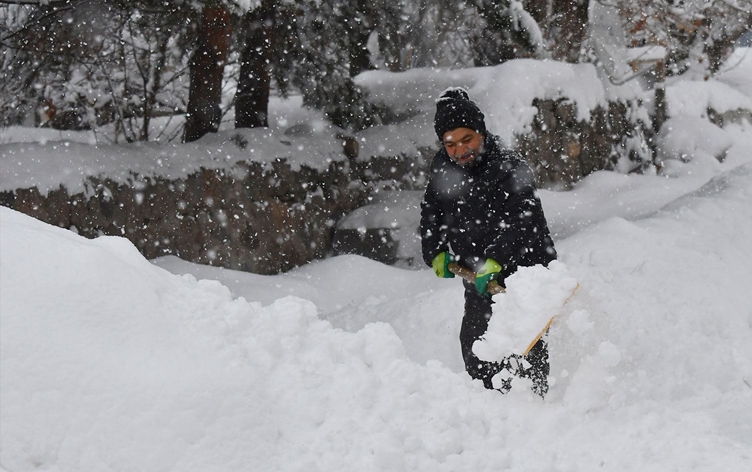 Meteorolojiden bazı iller için ‘sarı kodlu’ uyarı: Okullar tatil