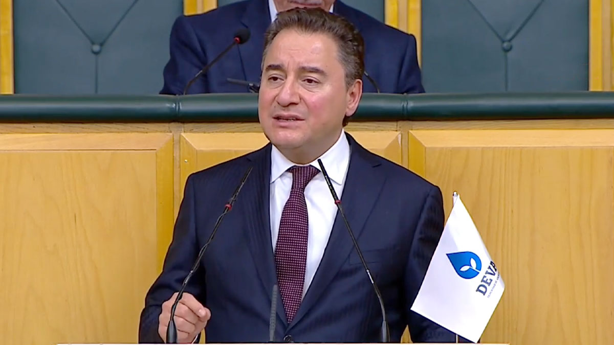 Babacan: Kalıcı barış yalnızca silahların susmasıyla sağlanmaz