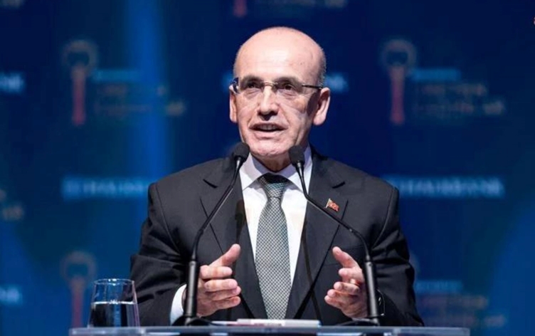 Şimşek'ten cari açık açıklaması: Enerji fiyatlarındaki artış cari açık hedefini aşabilir