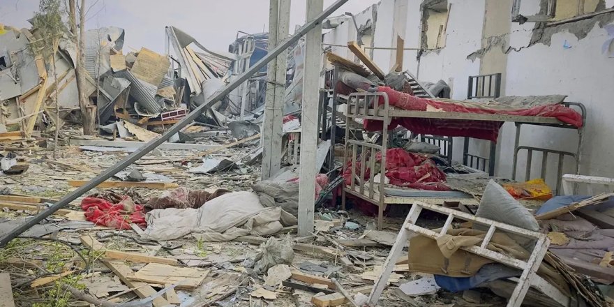 Pakistan, Afganistan’da hastane vurdu: 400 ölü