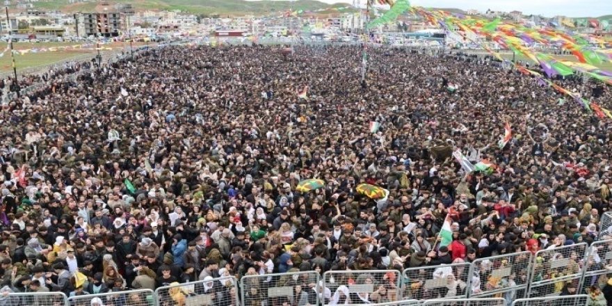 Birçok merkezde Newroz kutlandı