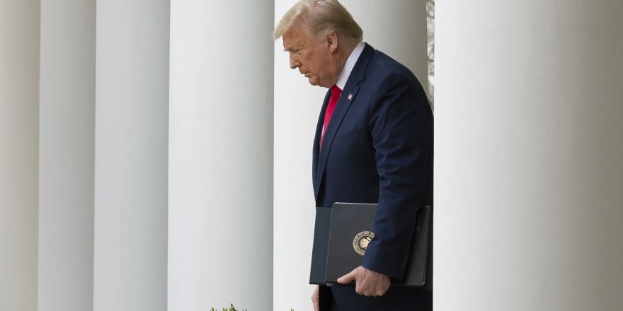 Haydut Trump'tan  Geri Adım:"İran'ın enerji tesislerine saldırılar 5 gün ertelendi"