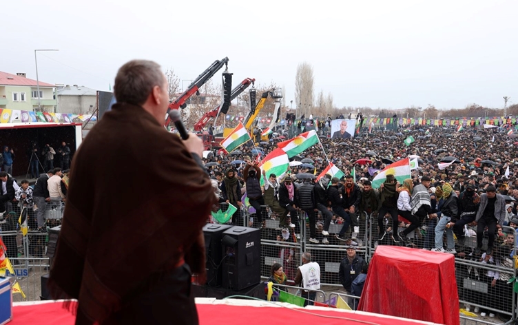 Tuncer Bakırhan'da Van Newrozu'nda yaşananlara ilişkin açıklama