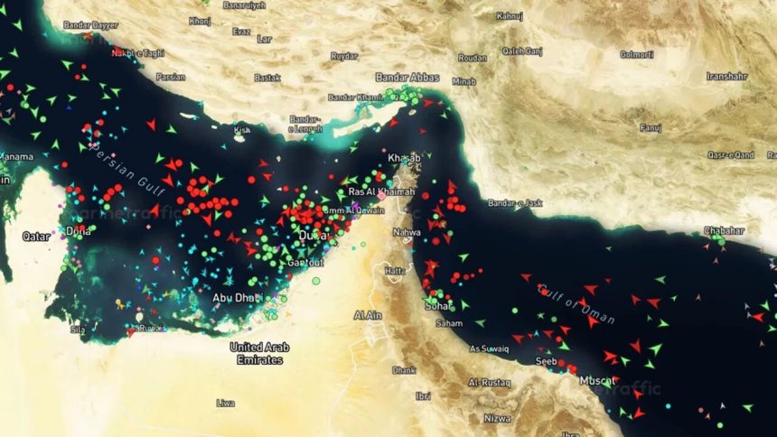 Pezeşkiyan: Tarafsız Gemiler Hürmüz Boğazı’ndan Koordinasyonla Geçecek
